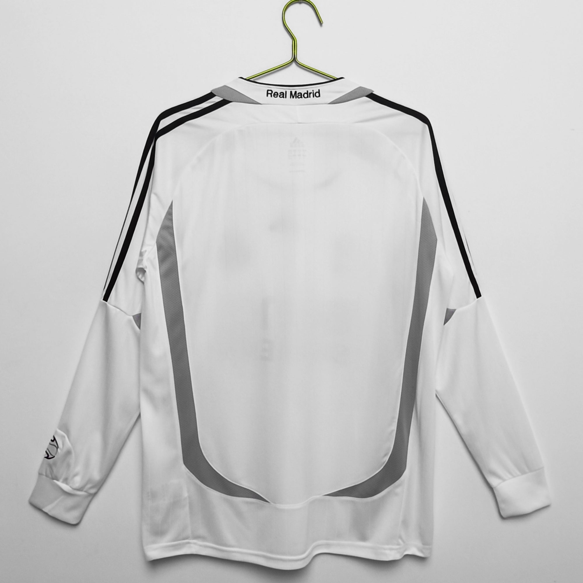 Maillot RETRO Real Madrid manche longue 2006/7