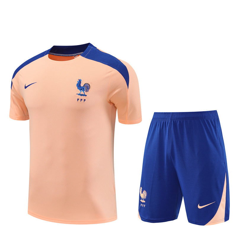 Ensemble d'entrainement france beige 25-26