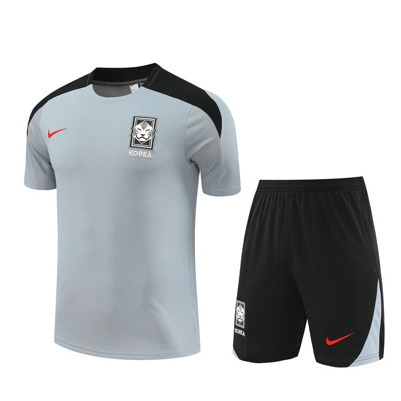 Ensemble d'entrainement coree gris 2024/25