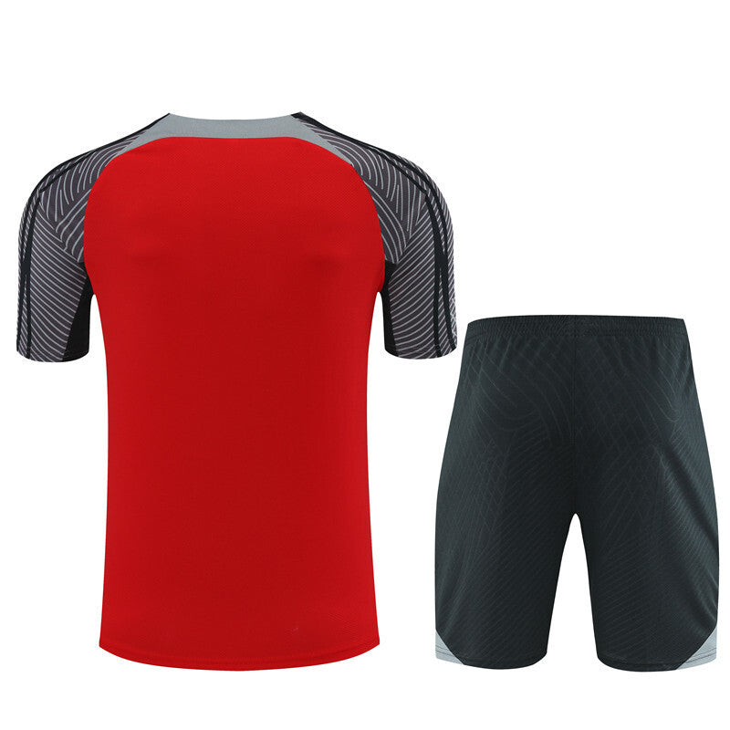 Ensemble d'entrainement liverpool 2024-2025