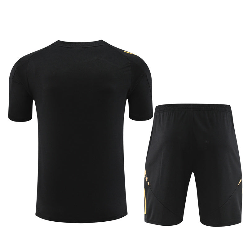 Ensemble d'entrainement real madrid 2024/25