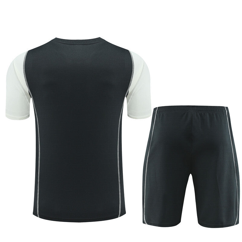 Ensemble d'entrainement juventus 2024-2025