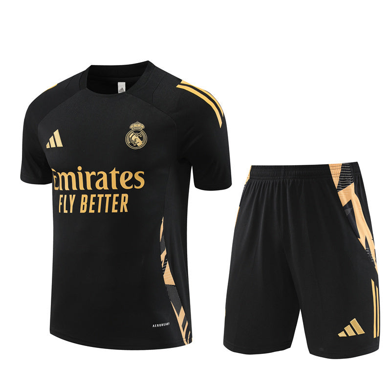 Ensemble d'entrainement real madrid 2024/25
