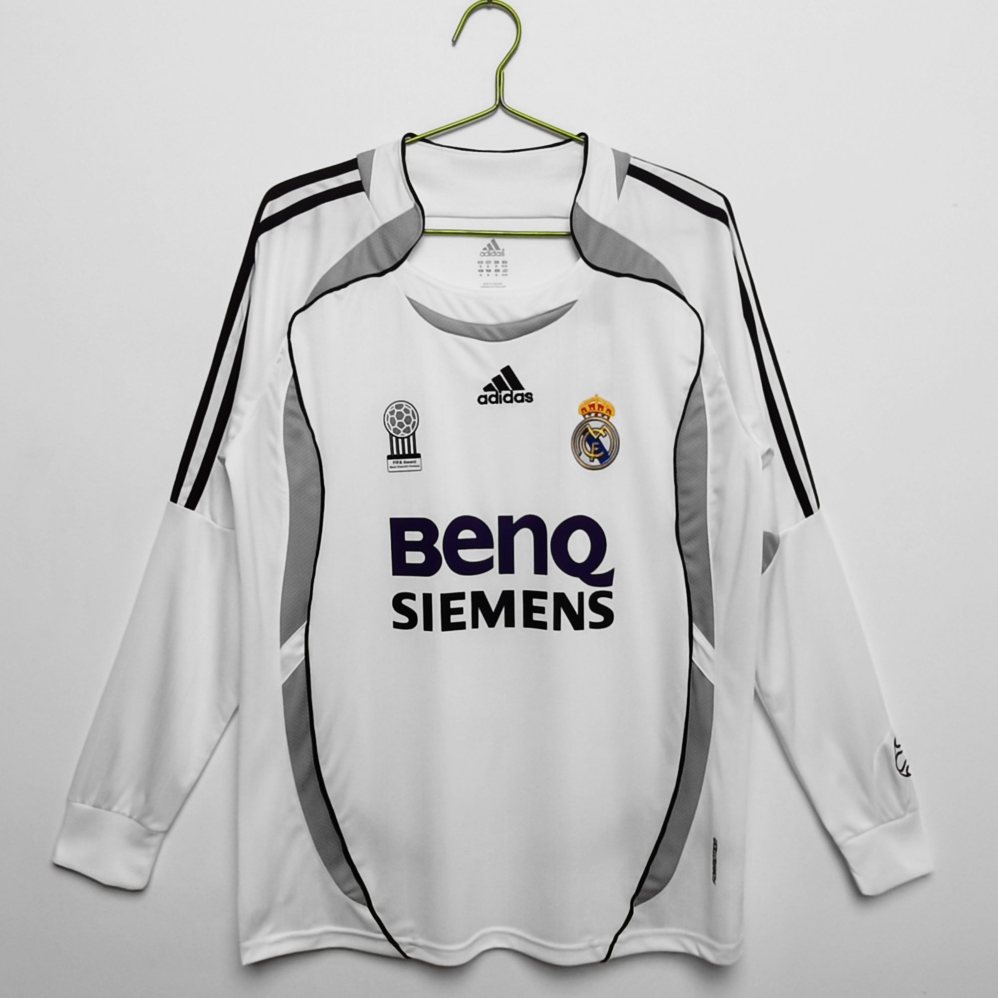 Maillot RETRO Real Madrid manche longue 2006/7
