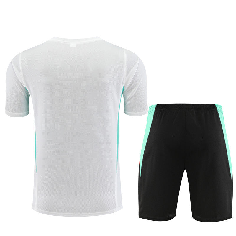 Ensemble d'entrainement manchester united 2024-2025