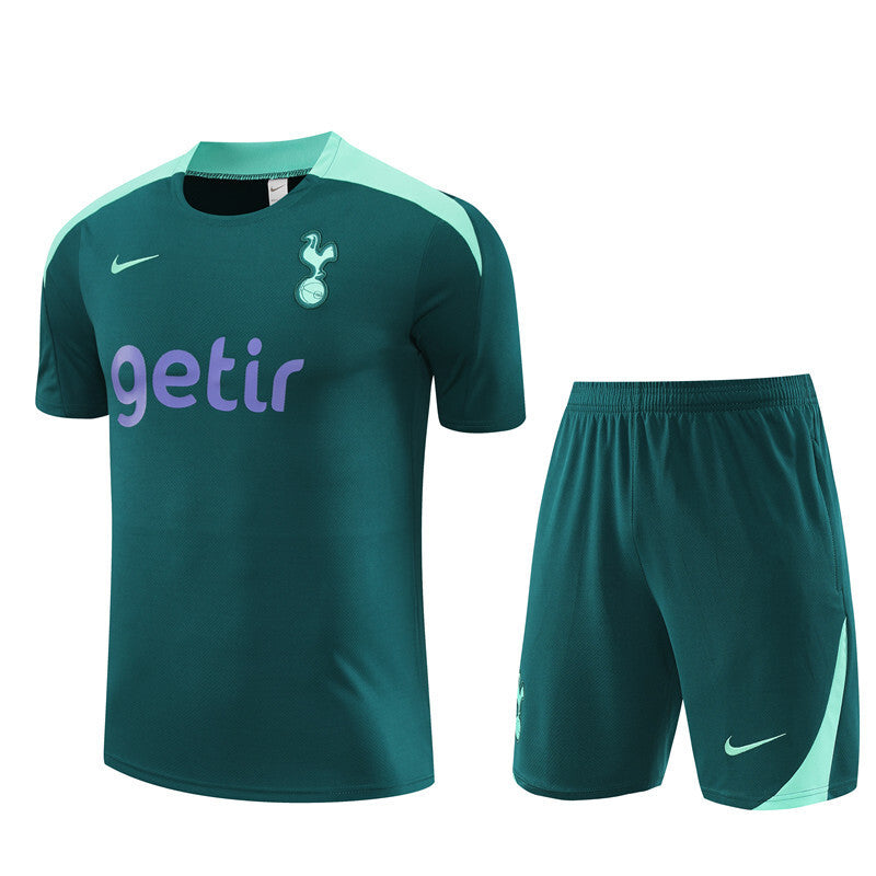 Ensemble d'entrainement tottenham 2025-2026