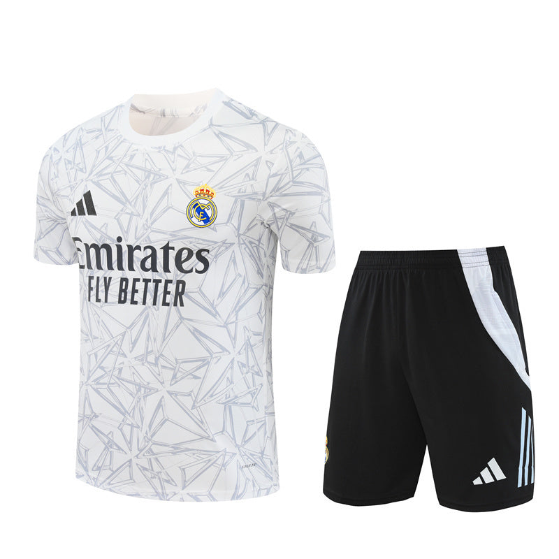 Ensemble d'entrainement Real Madrid 2024/25
